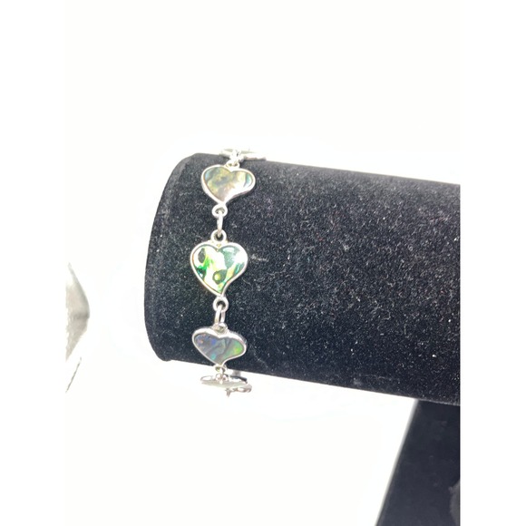 Mother of Pearl Heart Shaped Silver-Tone 7 Inch Bracelet! - Picture 2 of 10